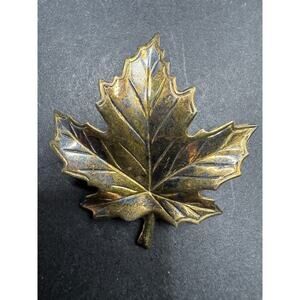 Vintage Signed 925 Sterling Silver Maple Leaf Brooch Pin Gold Vermeil 24.2mm